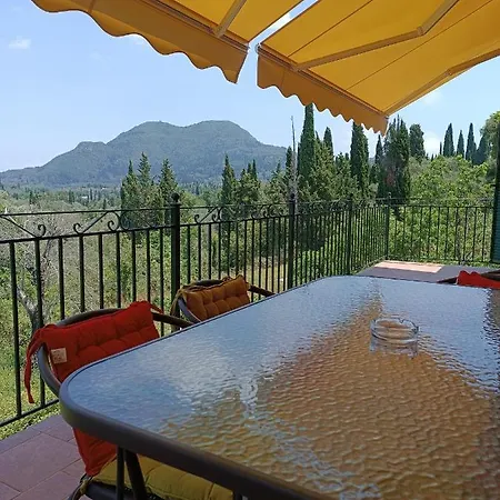 La Vecchia Kantina By Guestcorfu * Sinarádes