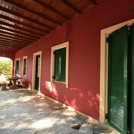 Holiday home La Vecchia Kantina By Guestcorfu *